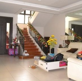 TOWNHOUSE FOR SALE: New Manila, Quezon City TOWNHOUSE FOR SALE: New Manila, Quezon City