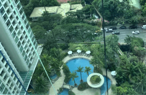 FOR SALE Two Roxas Triangle: Paseo de Roxas, Makati FOR SALE Two Roxas Triangle: Paseo de Roxas, Makati