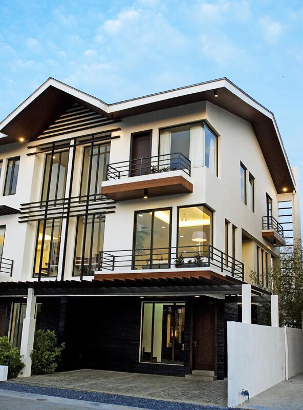 RUSH SALE BEST BUY : 30M only Helena Mahogany Place 3
